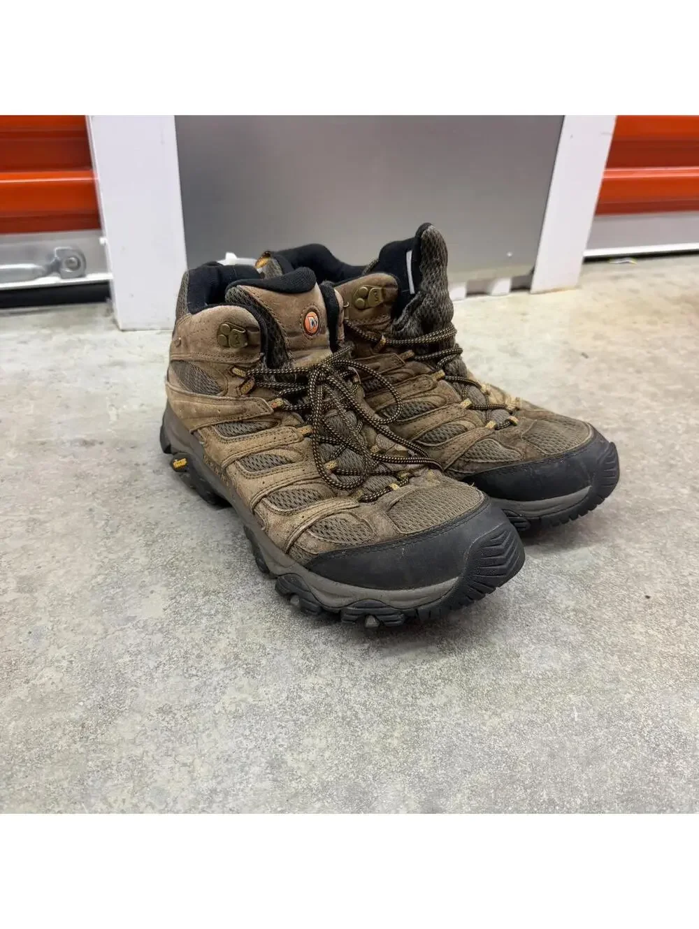 merrell moab 3 mid waterproof brown and black hiking boots size 12 MENS / WIDE